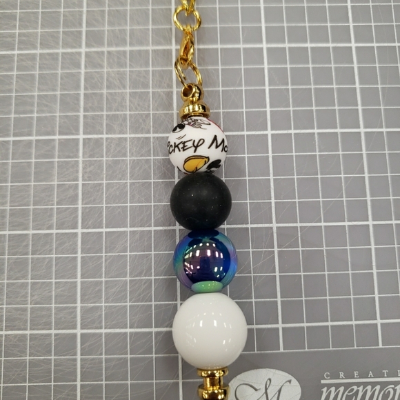 New Handmade Mickey Mouse Beaded Keychain - Picture 6 of 7